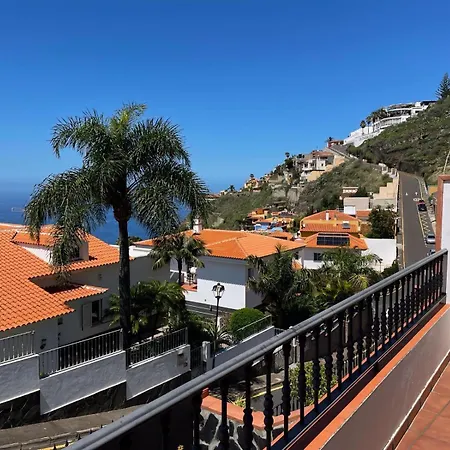 Marysol Villa *